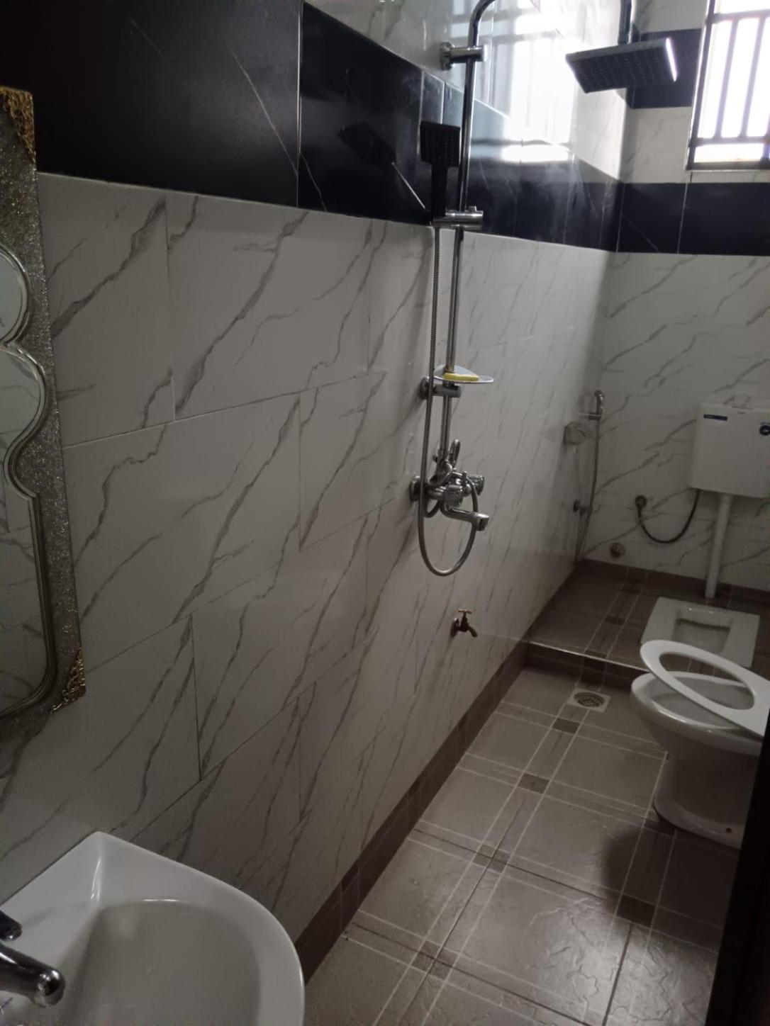 Hba Lodge Kahama Bagian luar foto