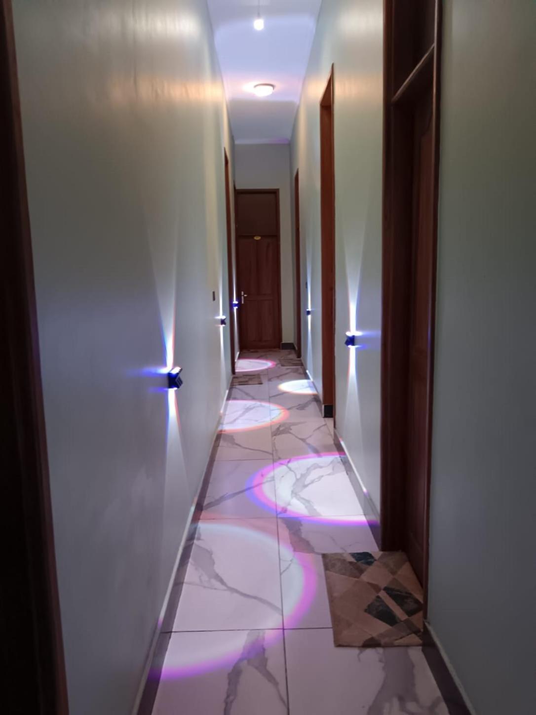 Hba Lodge Kahama Bagian luar foto